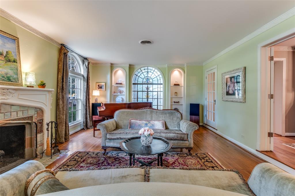 Country Club Estates - Residential