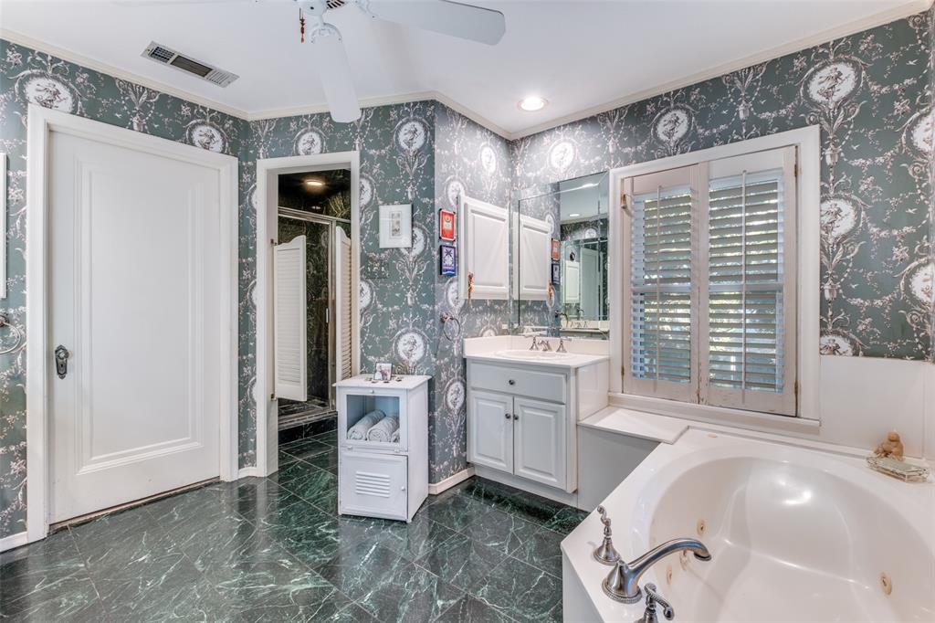 Country Club Estates - Residential