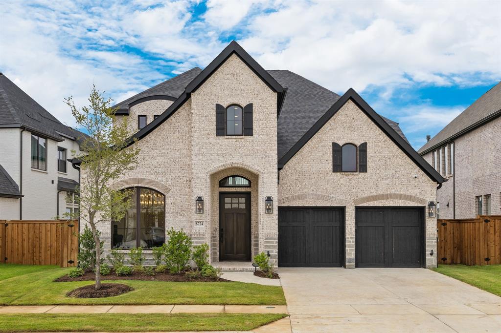 8724 Edgewater Drive