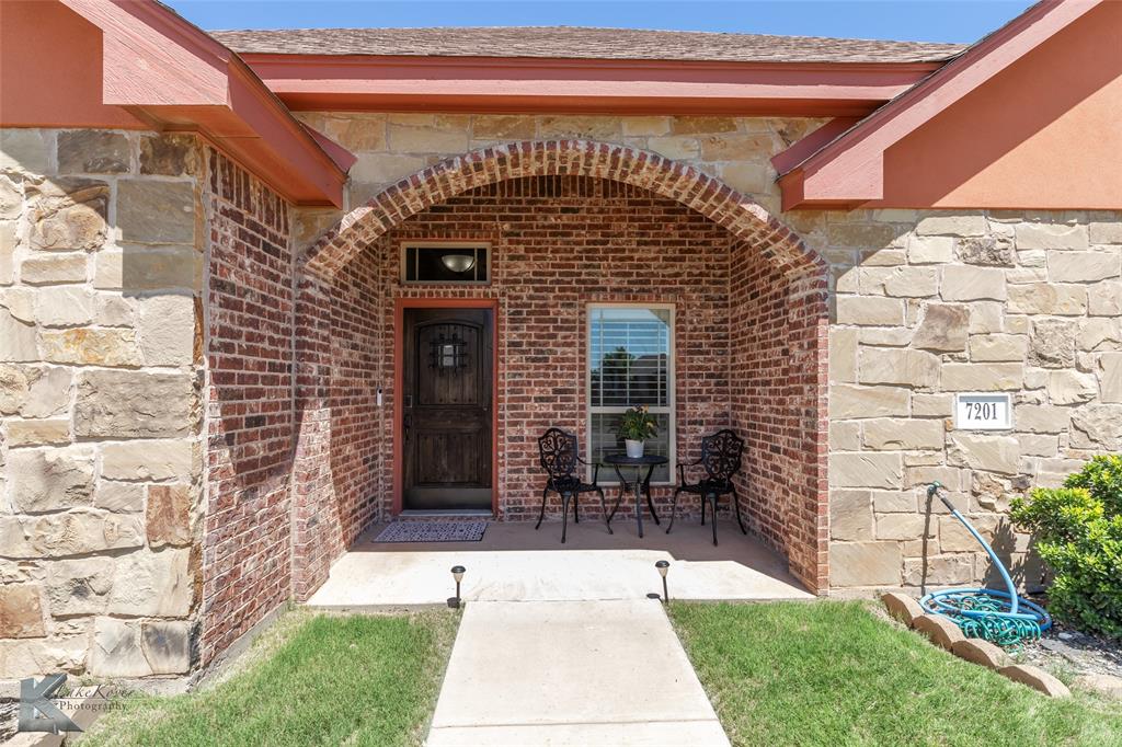 7201 Mcleod Drive