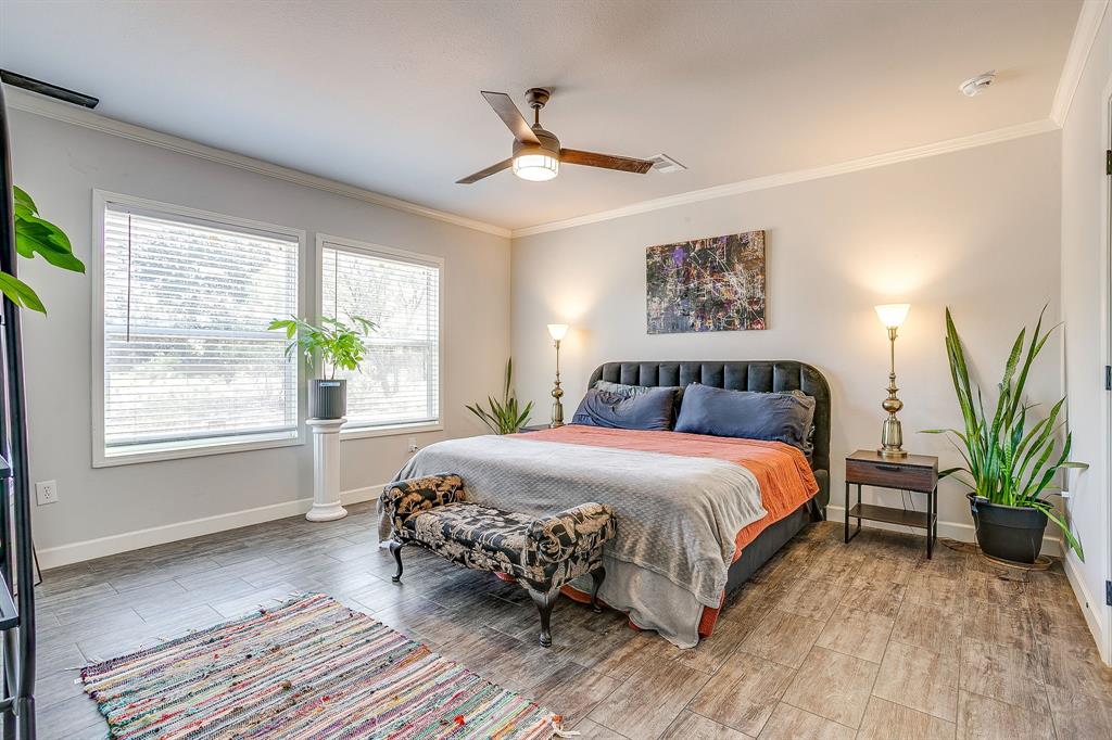 5878 Greenwood Road