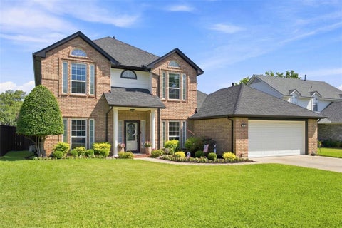 Photo of 3310 Moss Creek Drive, Grapevine, TX 76051 (MLS # 21356200)