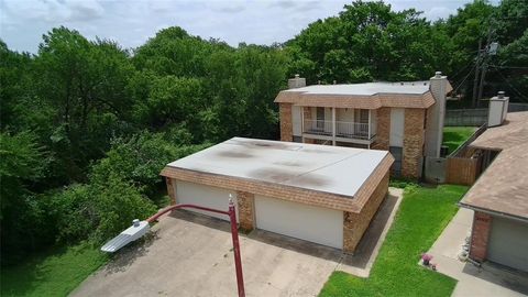 2103 Mistletoe Avenue Fort Worth TX 76110