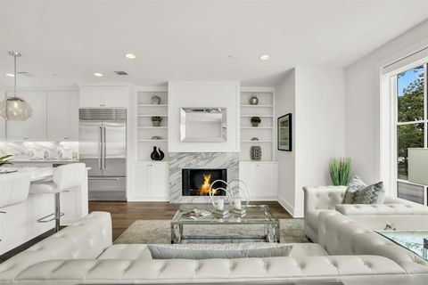 Tiny photo for 4116 University Boulevard #A3, University Park, TX 75205 (MLS # 21098819)