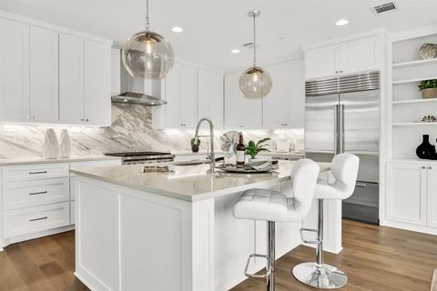 Tiny photo for 4116 University Boulevard #A3, University Park, TX 75205 (MLS # 21098819)