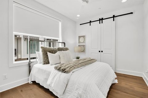 Tiny photo for 4116 University Boulevard #A3, University Park, TX 75205 (MLS # 21098819)