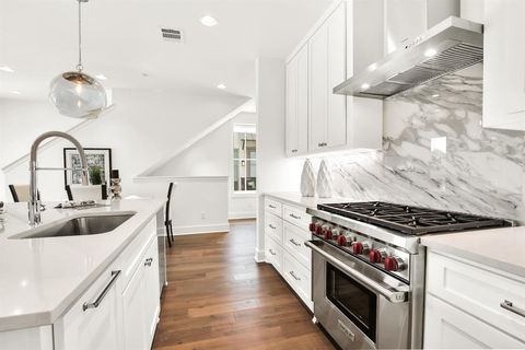 Tiny photo for 4116 University Boulevard #A3, University Park, TX 75205 (MLS # 21098819)