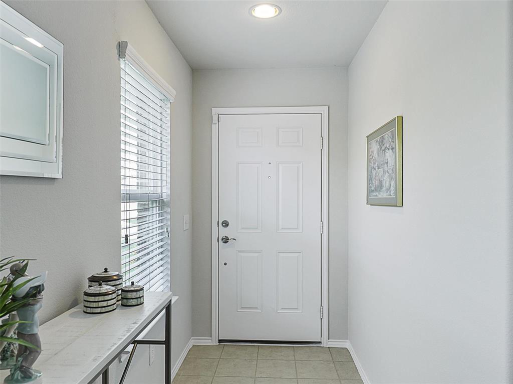 2441 Honeybee Lane