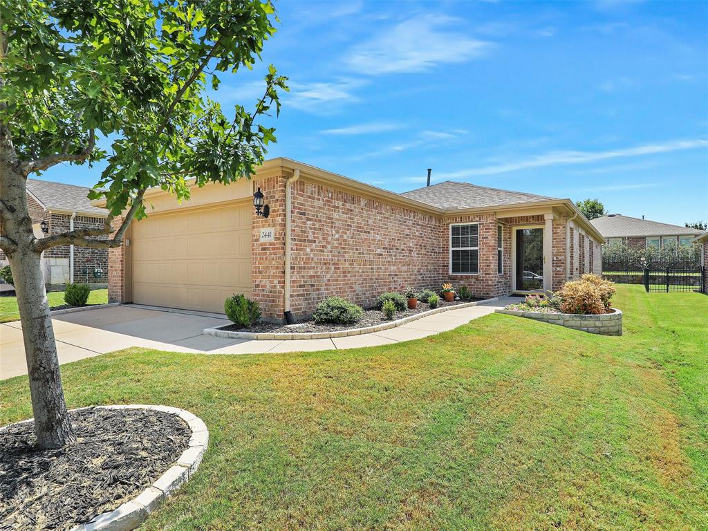 2441 Honeybee Lane