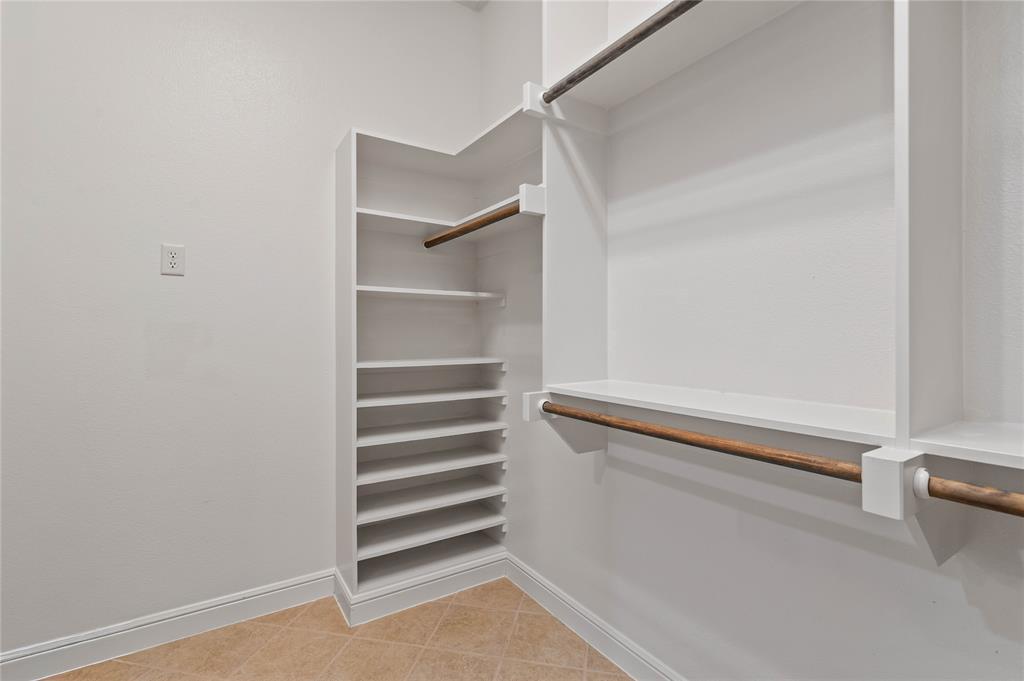 Highland Oaks Highland Villag - Residential