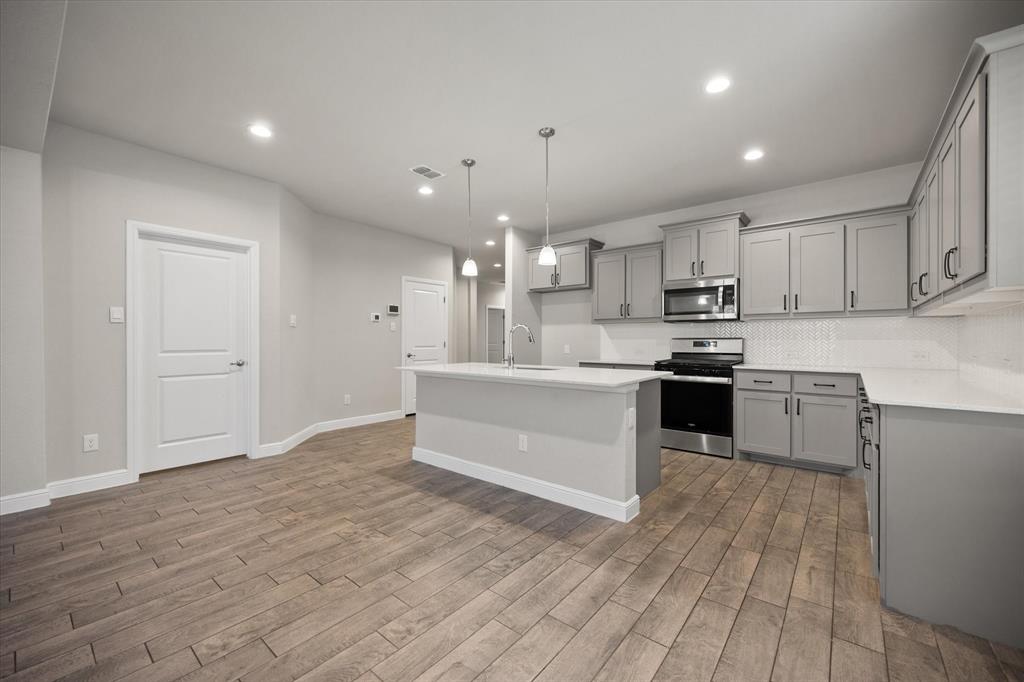 Trails Elizabeth Crk Ph 4 - Residential Lease