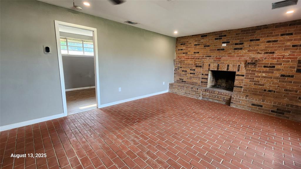 E Smith - Residential Lease