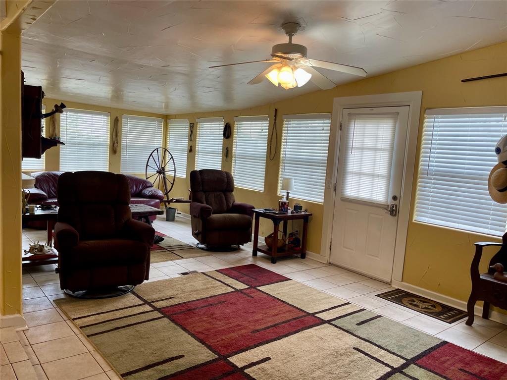 2334 Sanbar Road 13