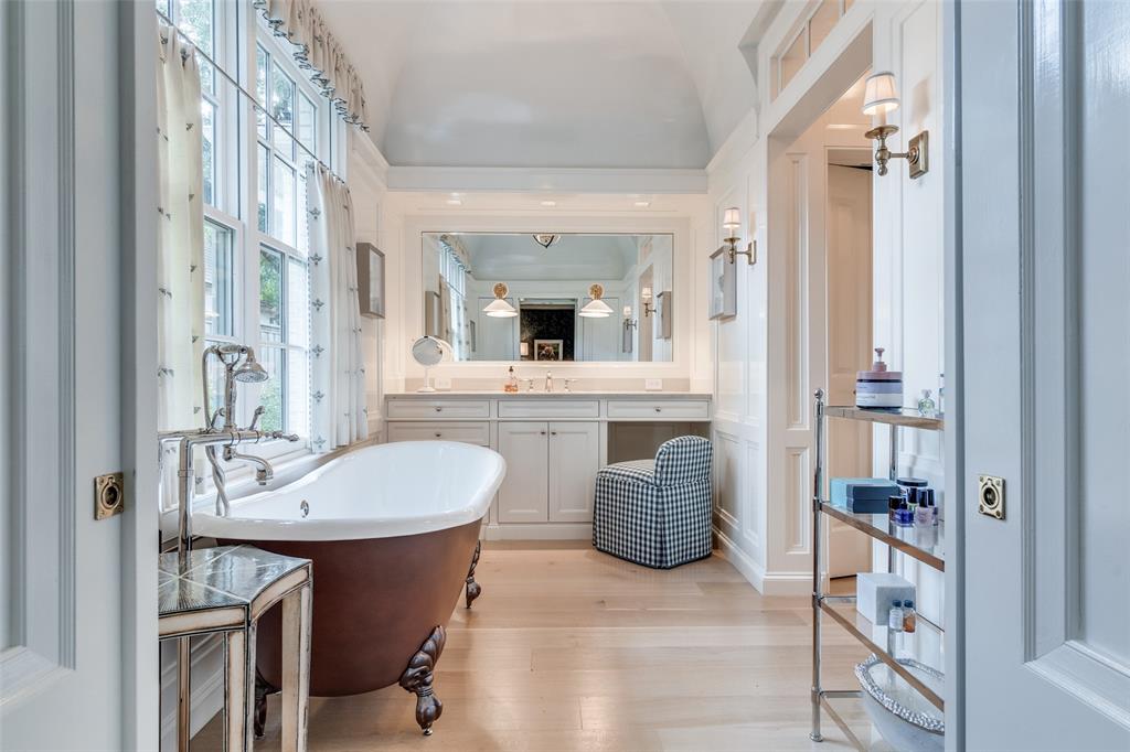 Highland Park West 01 Instl - Residential