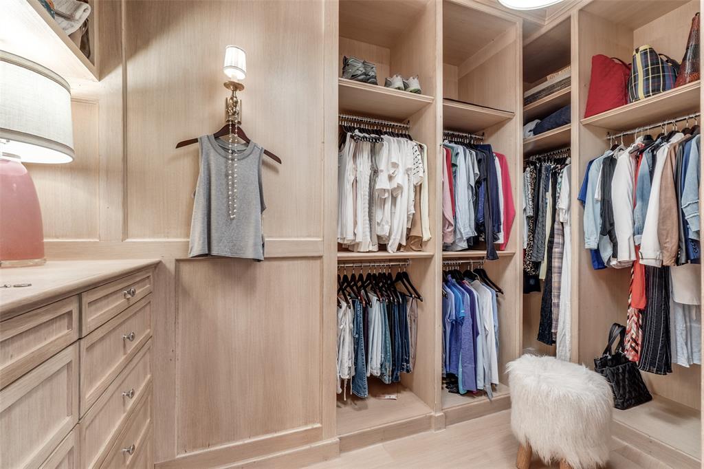 Highland Park West 01 Instl - Residential