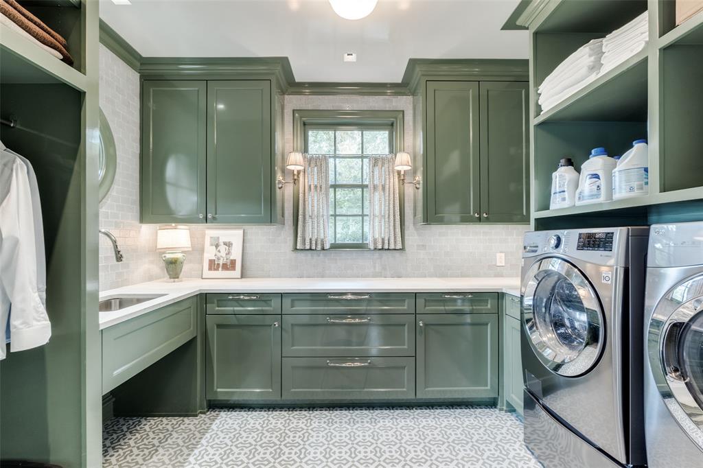 Highland Park West 01 Instl - Residential