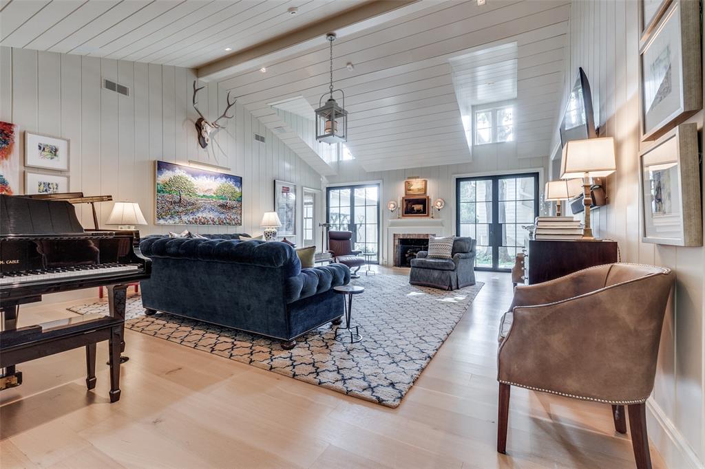 Highland Park West 01 Instl - Residential