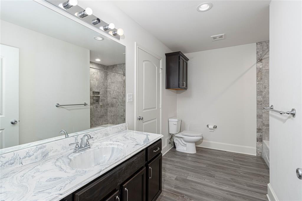 815 E Grande Boulevard T101