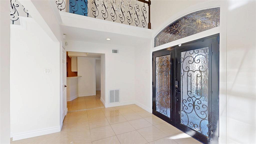 Looper Frank Add - Residential