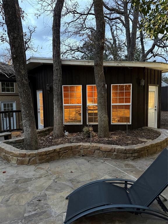 Looper Frank Add - Residential