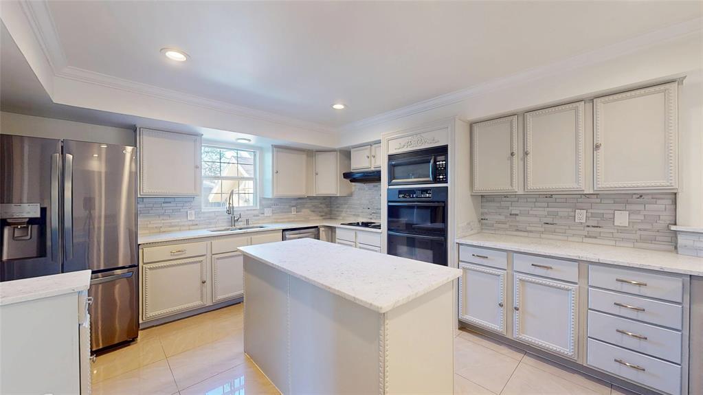 Looper Frank Add - Residential