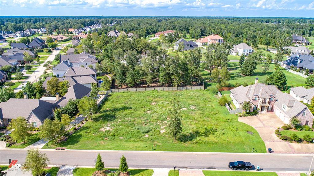 Southern Trace - Land