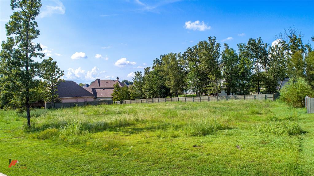 Southern Trace - Land