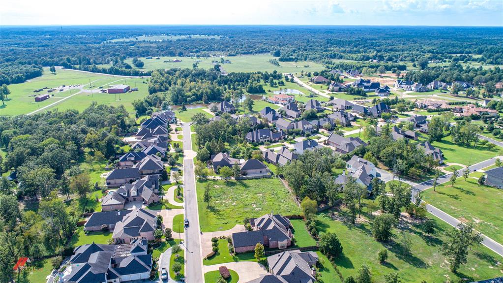 Southern Trace - Land