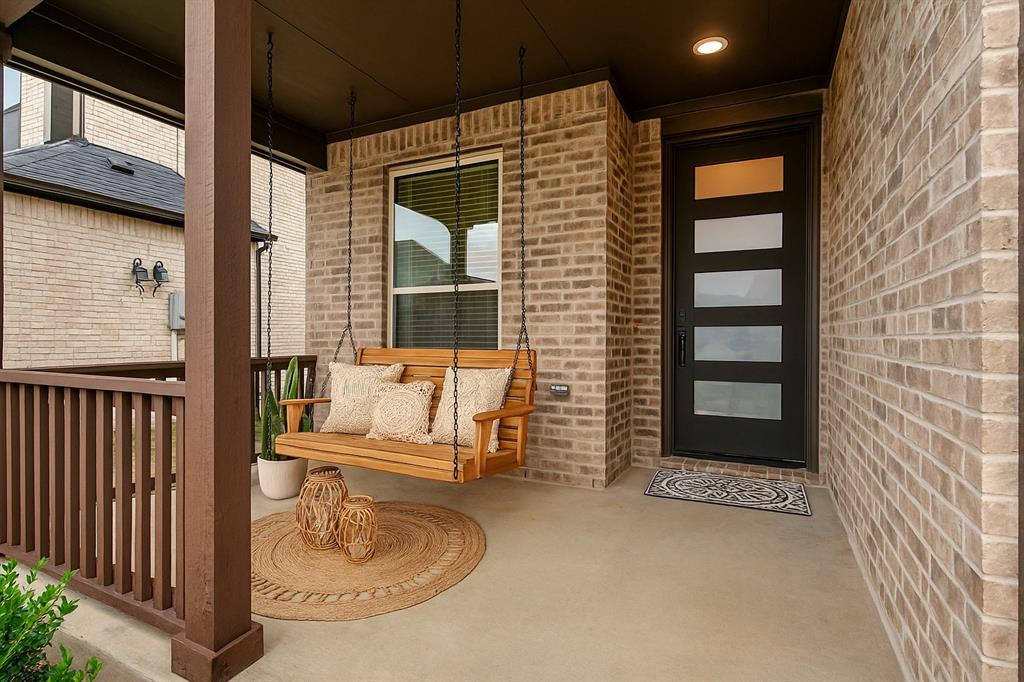 5608 Crestview Drive