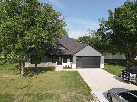 Photo of 1911 US-HWY 69 Road, Greenville, TX 75401 (MLS # 21241704)