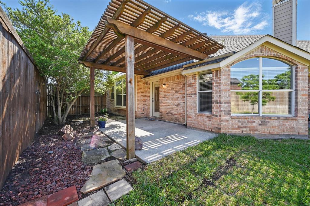 Frisco, Texas 75035, United States, 4 Bedrooms Bedrooms, ,2 BathroomsBathrooms,Residential,Pending,115881