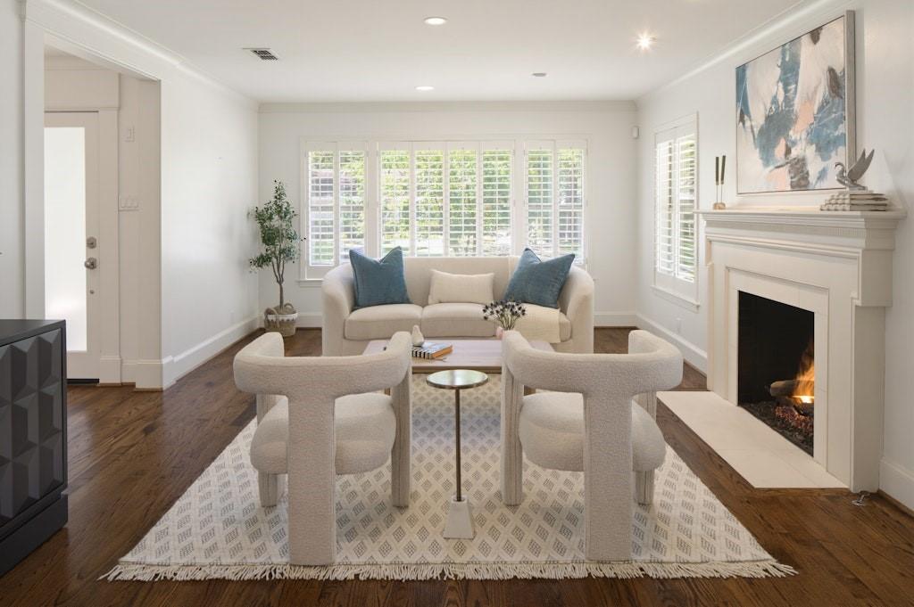 6117 Del Norte Lane