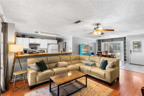 Tiny photo for 904 Kent Drive, Gainesville, TX 76240 (MLS # 21341946)