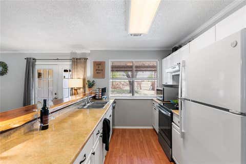 Tiny photo for 904 Kent Drive, Gainesville, TX 76240 (MLS # 21341946)