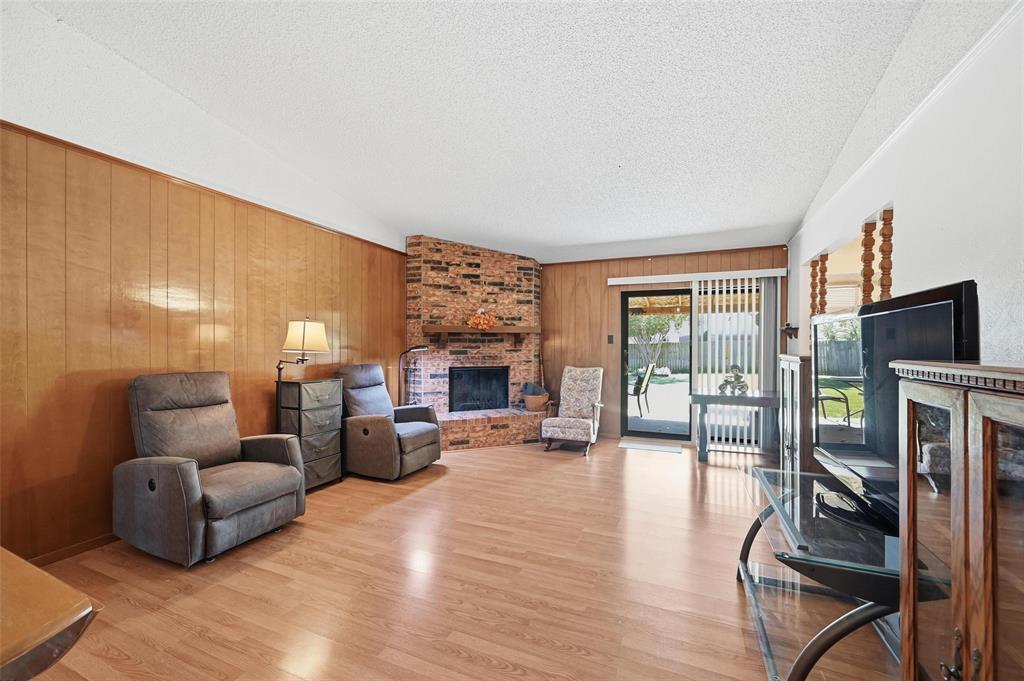 7716 Evergreen Avenue