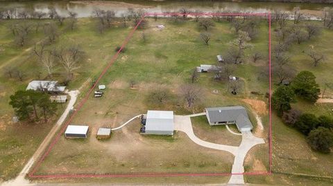 A home in Granbury