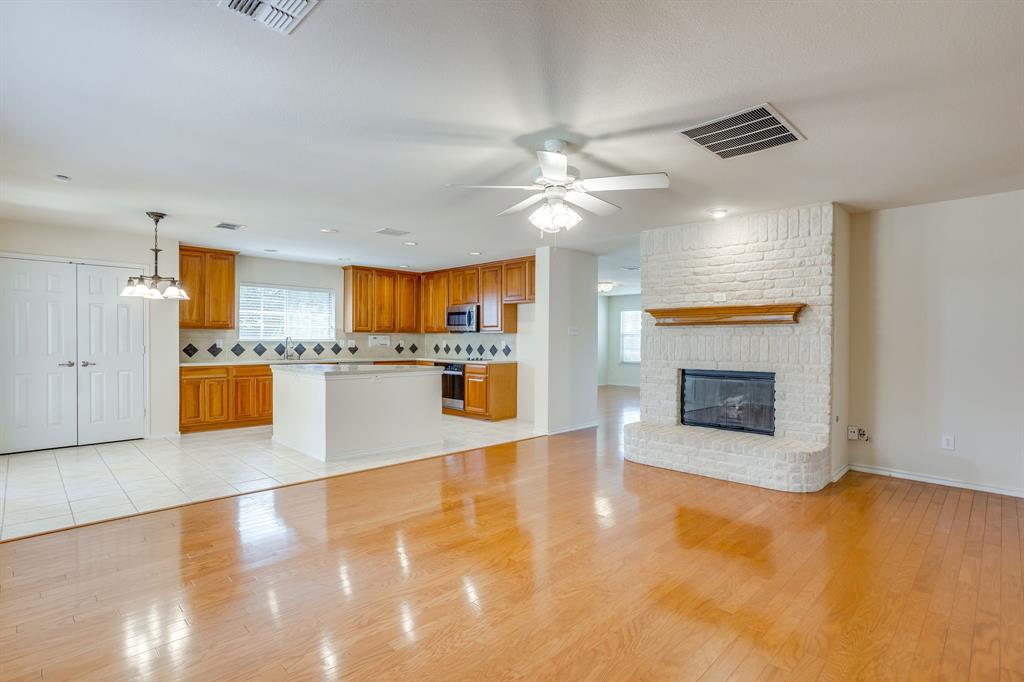 4205 Bayside Court
