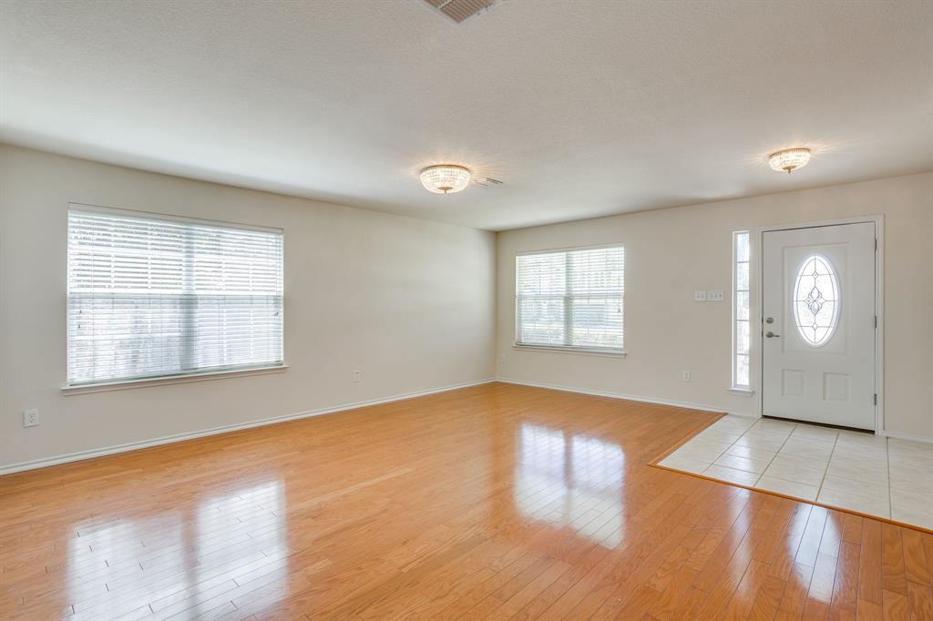 4205 Bayside Court