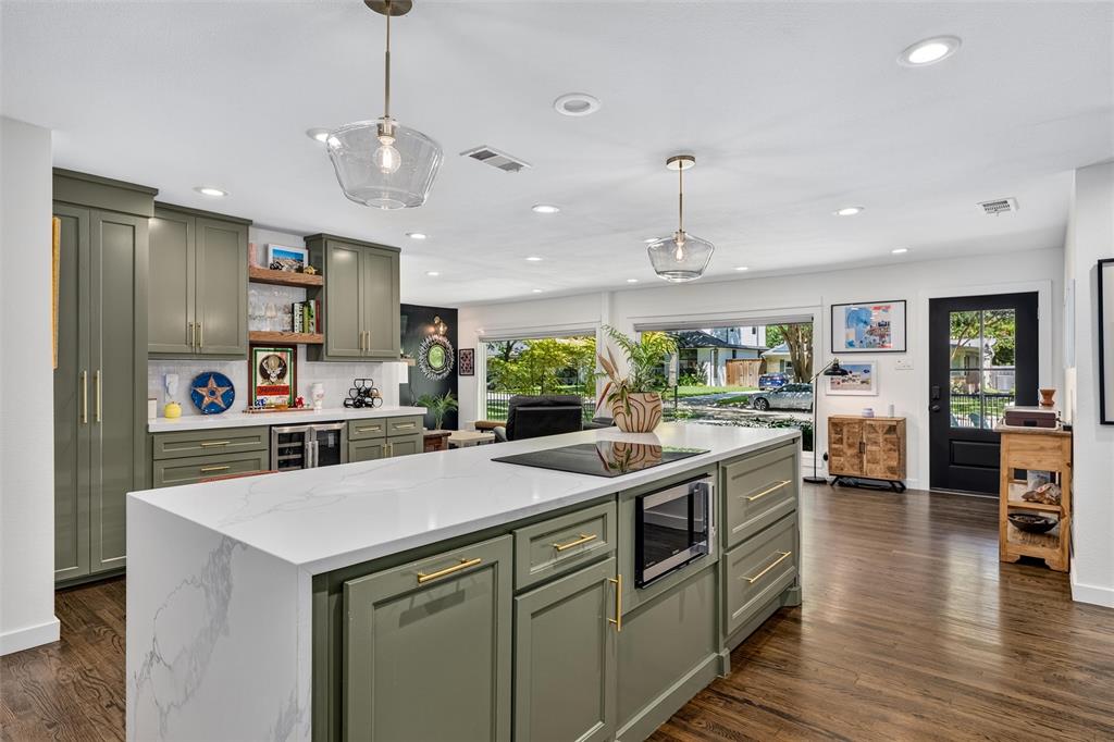 7166 Dalewood Lane