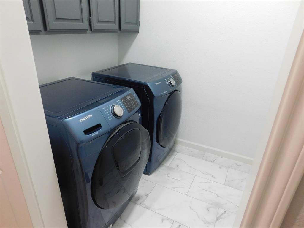 Westridge Twnhms - Residential