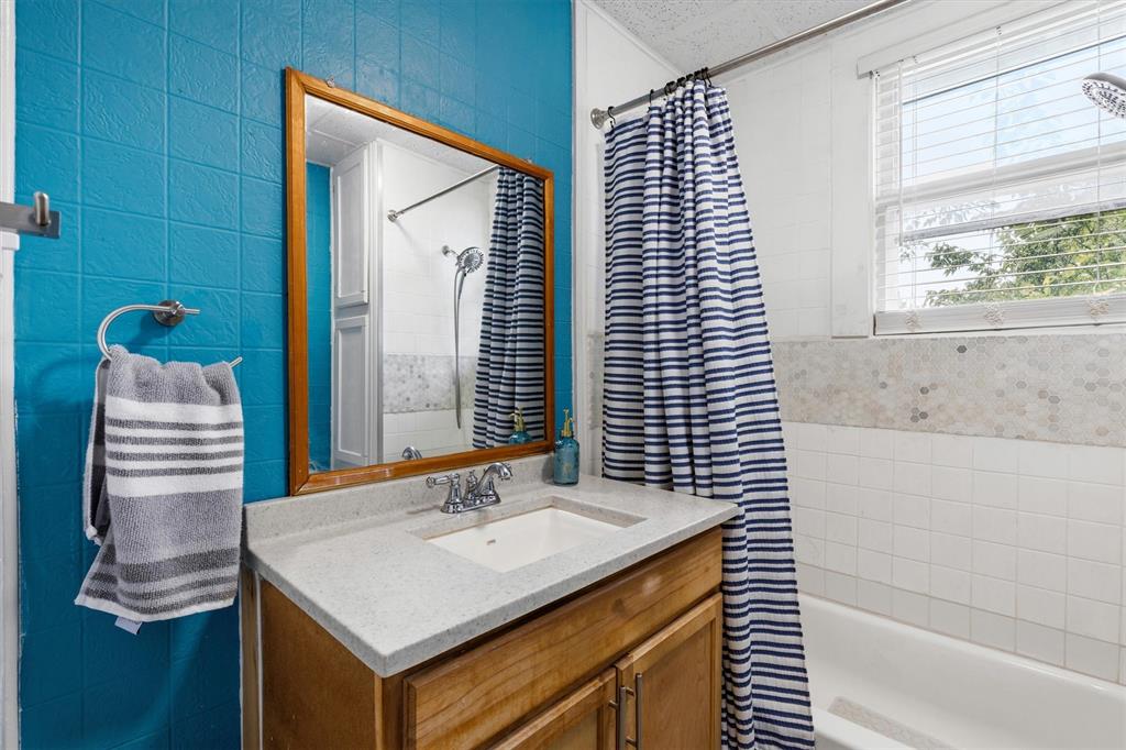 Ross D S Add - Residential