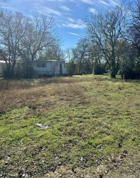 705 W Jefferson Avenue Whitney TX 76692