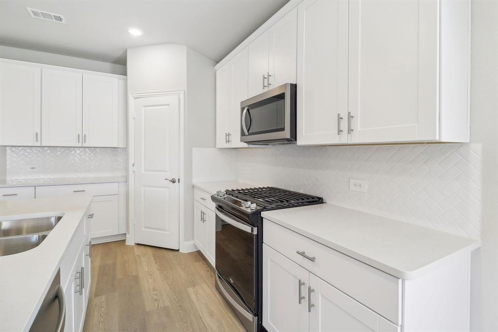 6628 Coyote Valley Trail