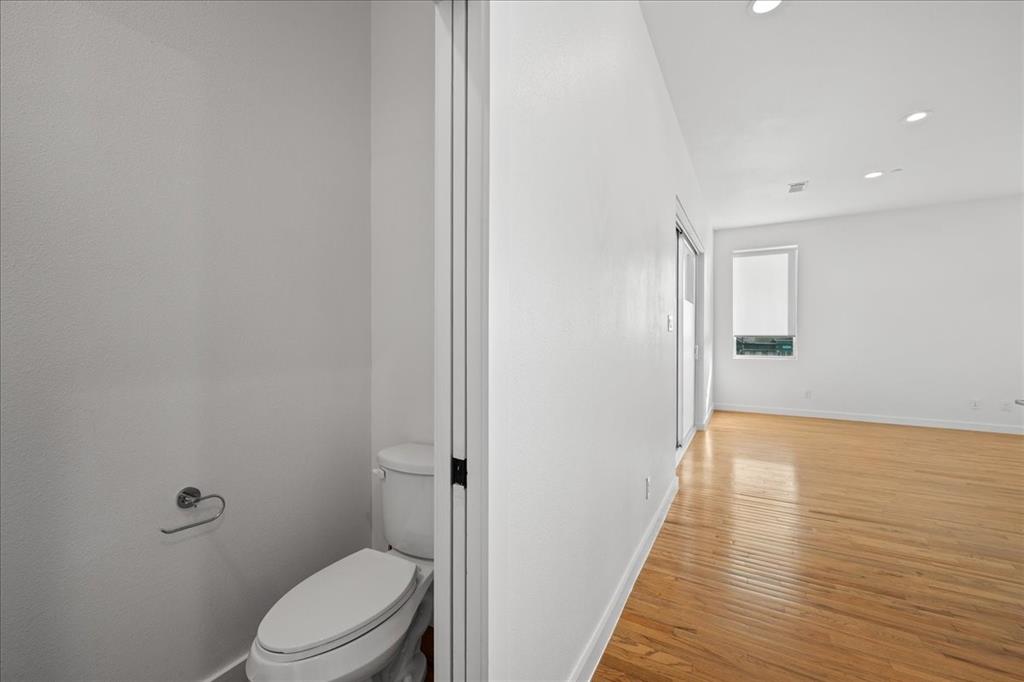 1715 Bennett Ave Condos - Residential Lease