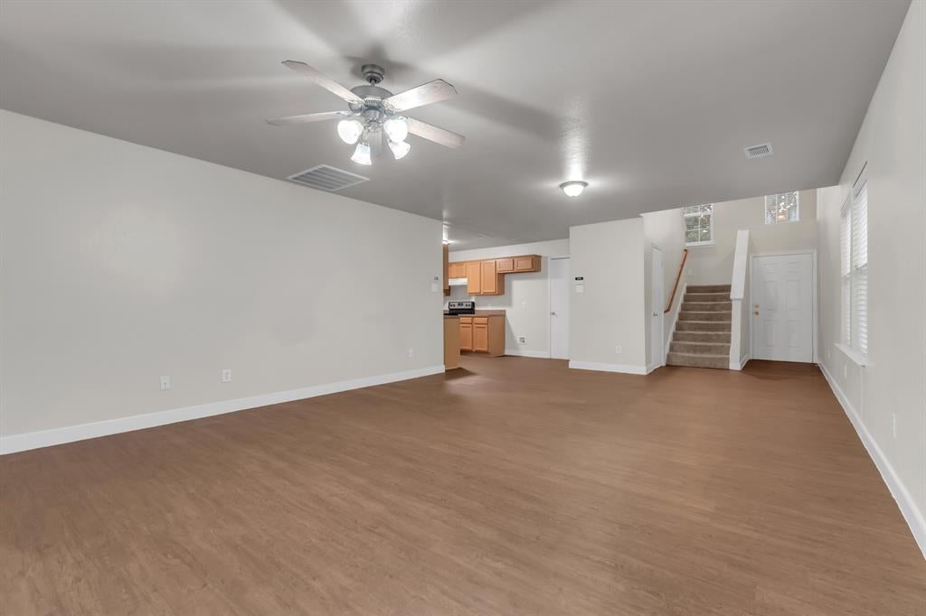 3517 Apple Valley Way