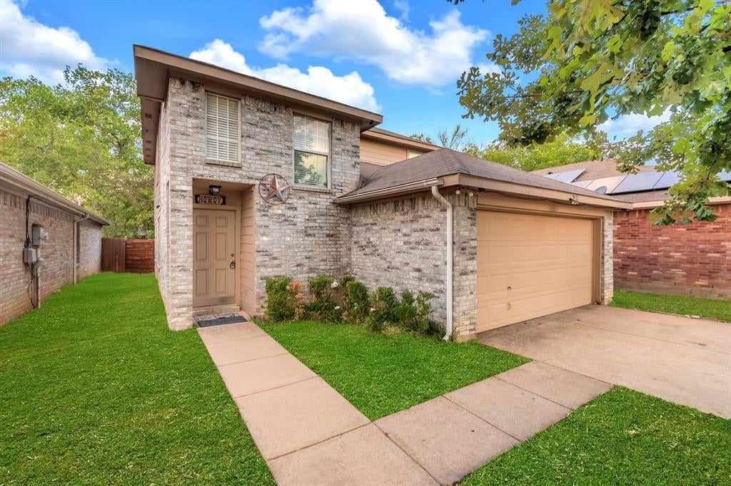 3517 Apple Valley Way