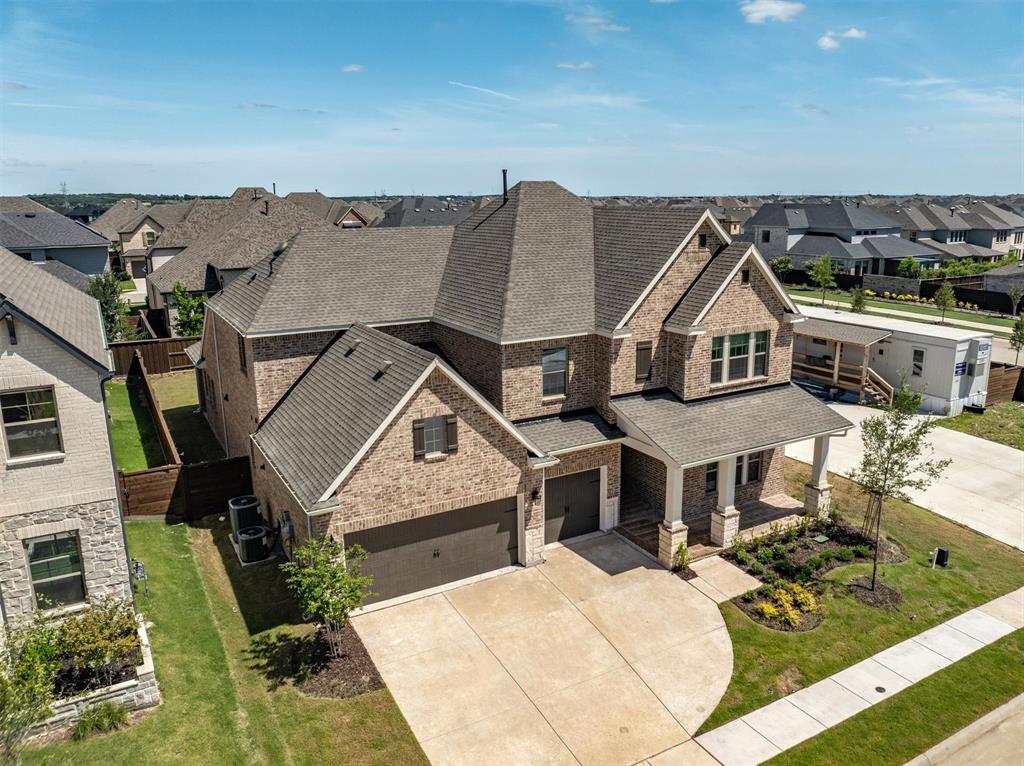 2605 Rosewood Way