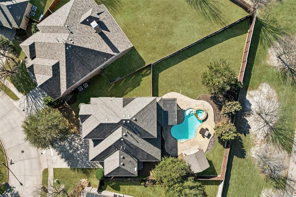 7824 Harvest Hill Lane