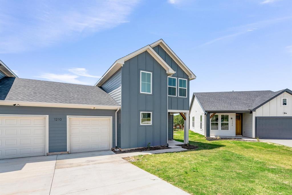 Runaway Bay - Residential Lease