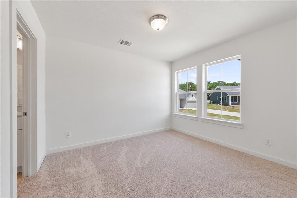 Runaway Bay - Residential Lease